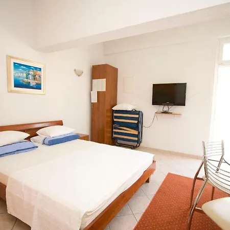 Ella Apartments Omiš Zimmer foto